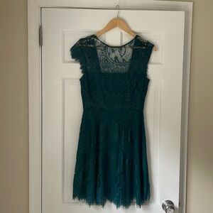 BB DAKOTA Green Party dress size 2